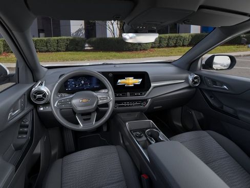 New 2026 Chevrolet Equinox LT FWD image 15