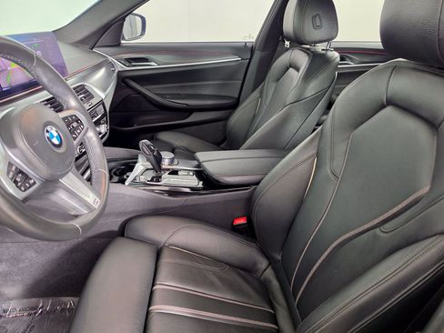 Used 2021 BMW 530i w/ M Sport Package RWD image 15