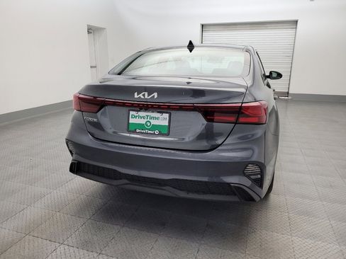 Used 2024 Kia Forte LXS image 7