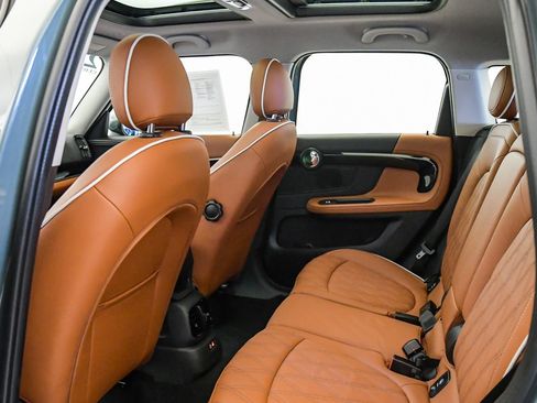 Used 2023 MINI Cooper Countryman S w/ Signature Upholstery Package FWD image 19