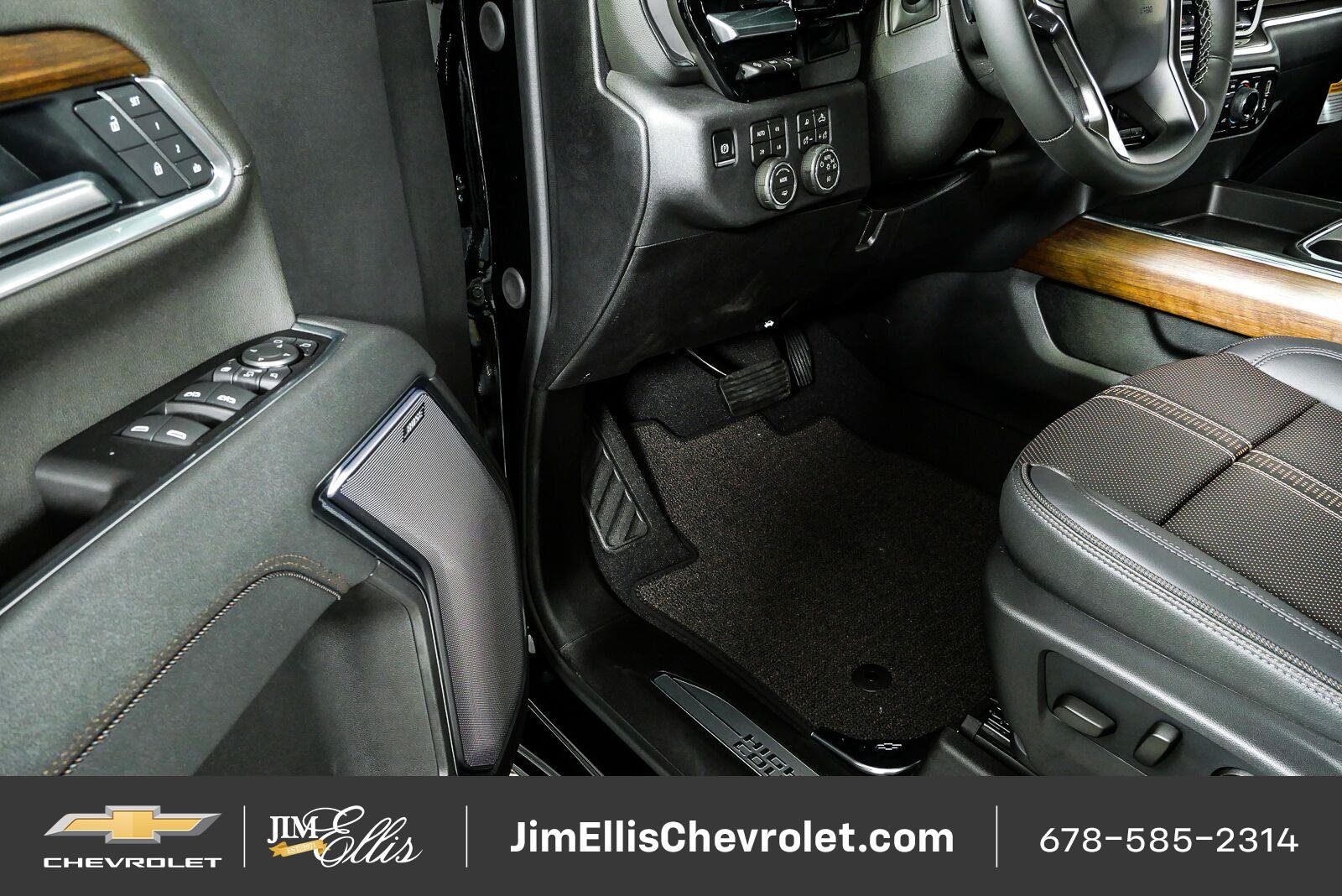 New 2026 Chevrolet Silverado 2500 High Country w/ Midnight Edition AWD/4WD image 9