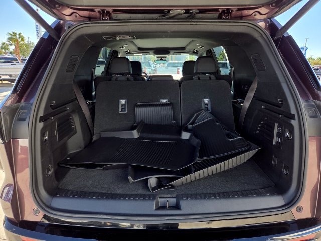 Certified 2024 Chevrolet Traverse RS w/ LPO, Floor Liner Package AWD/4WD image 13