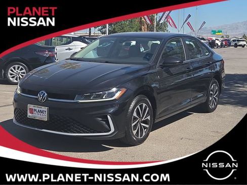 Used 2025 Volkswagen Jetta S FWD image 1