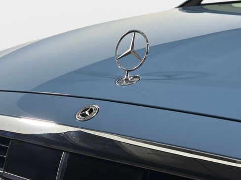Used 2024 Mercedes-Benz S 500 4MATIC image 11