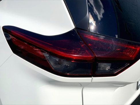 Certified 2023 Nissan Rogue S image 29