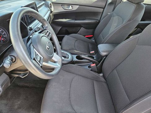 Used 2020 Kia Forte LXS image 11