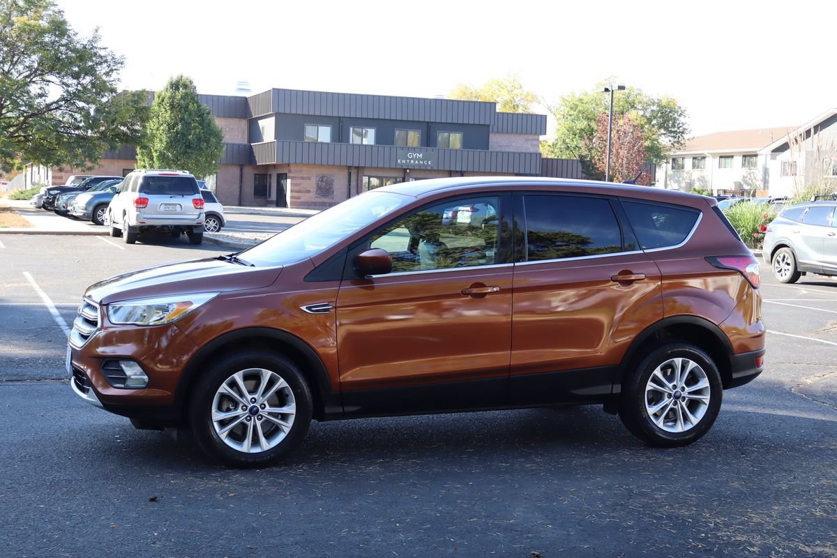 Used 2017 Ford Escape SE AWD/4WD image 10