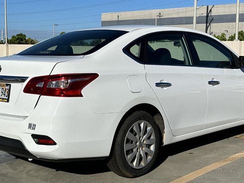 Used 2019 Nissan Sentra S FWD image 5