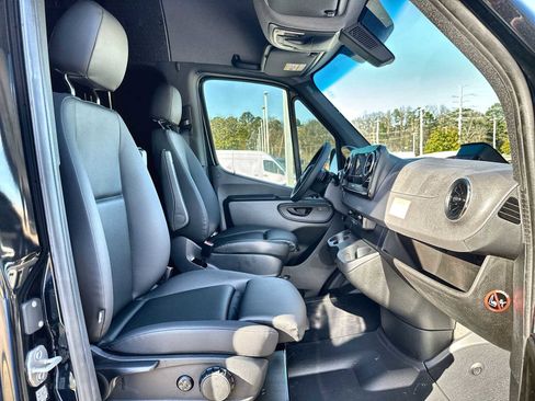 New 2026 Mercedes-Benz Sprinter 2500 image 8