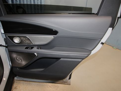 New 2026 Lincoln Nautilus Reserve image 28