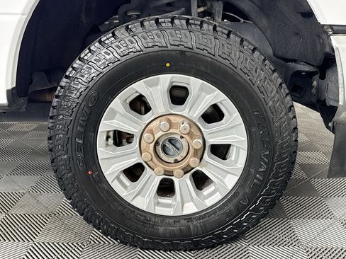 Used 2022 Ford F250 XL w/ STX Appearance Package image 29