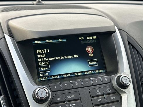 Used 2016 Chevrolet Equinox LT image 27