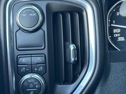 Used 2021 GMC Sierra 1500 SLT image 28