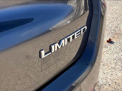 Used 2020 Jeep Compass Limited image 33