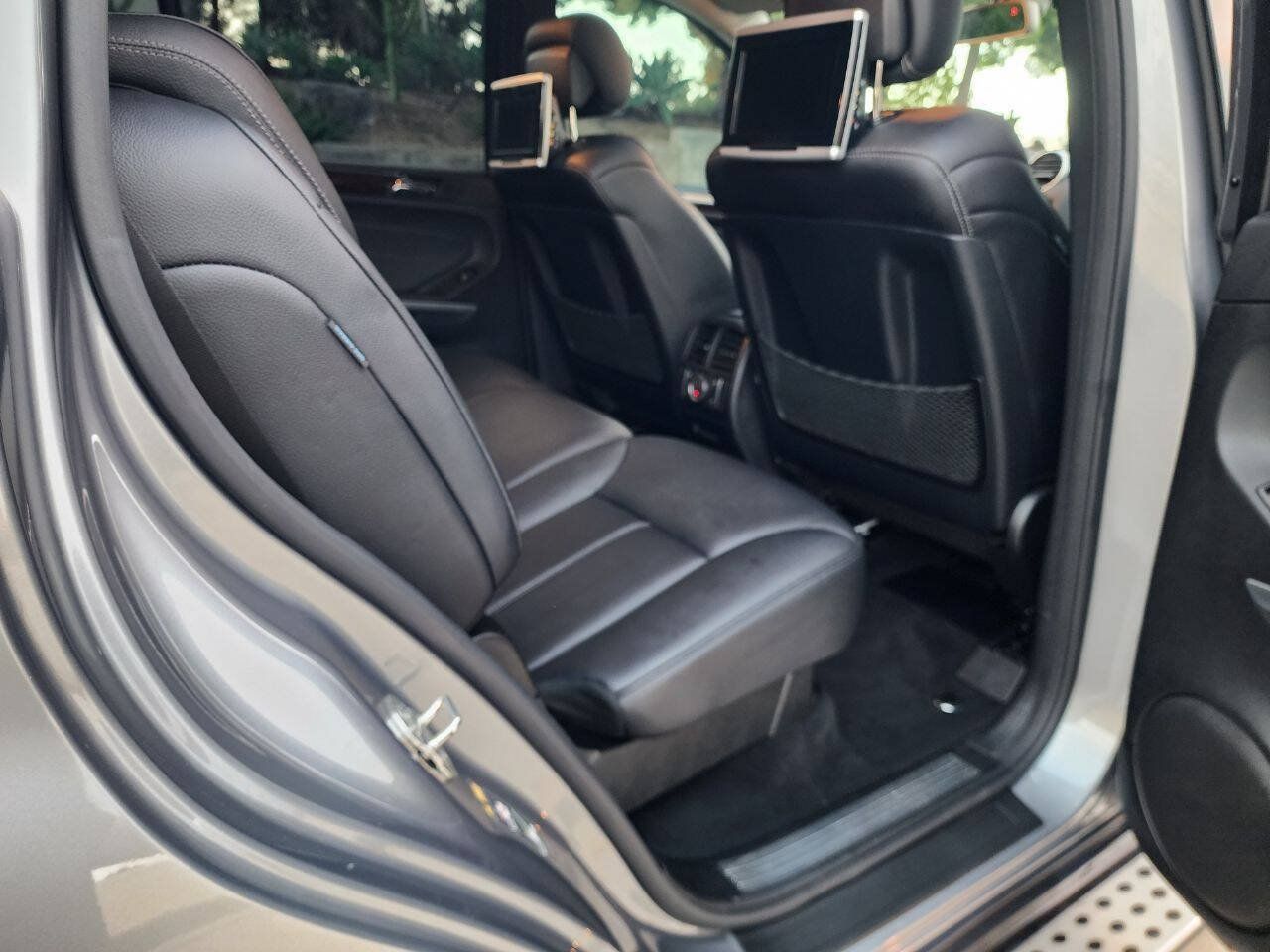 Used 2012 Mercedes-Benz GL 450 4MATIC image 21