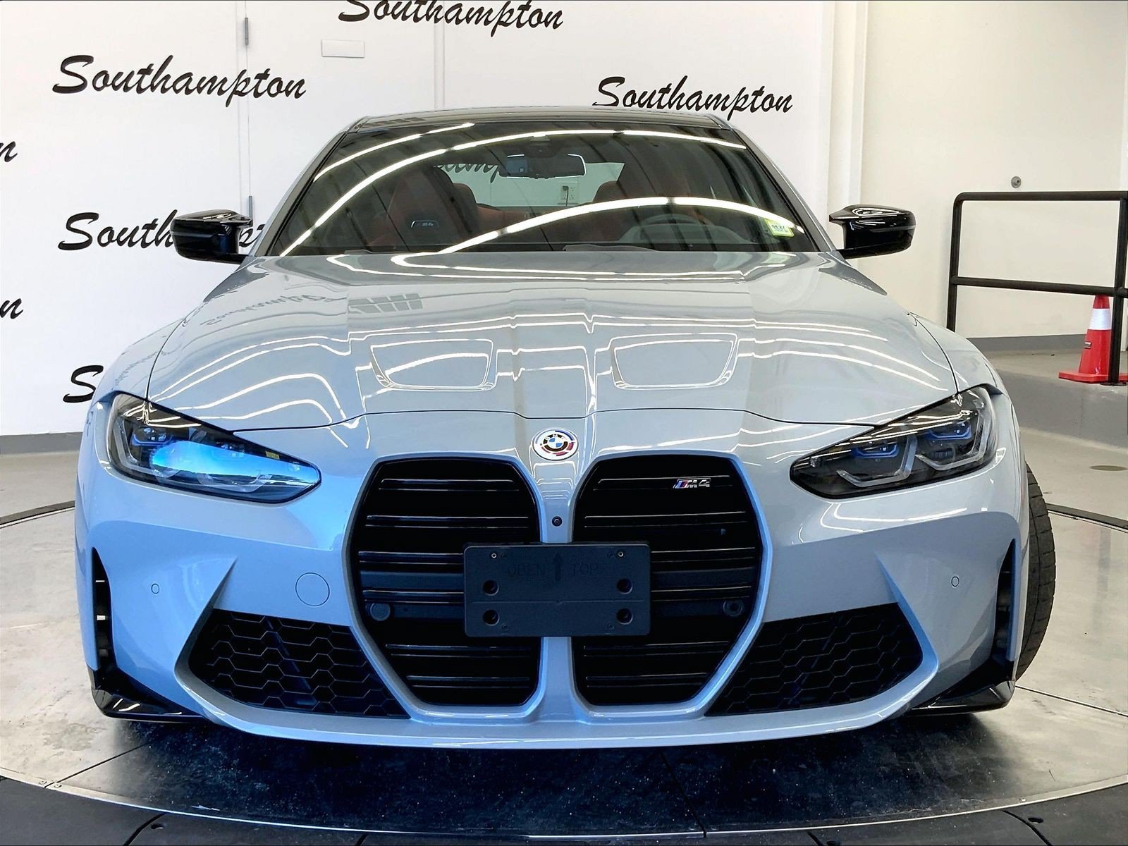 Used 2023 BMW M4 Coupe w/ Executive Package RWD image 2