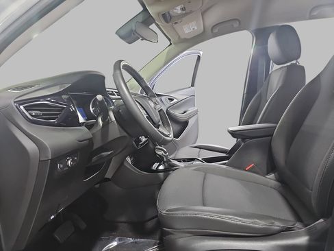 Used 2022 Buick Encore GX Preferred w/ Sport Touring Package FWD image 19