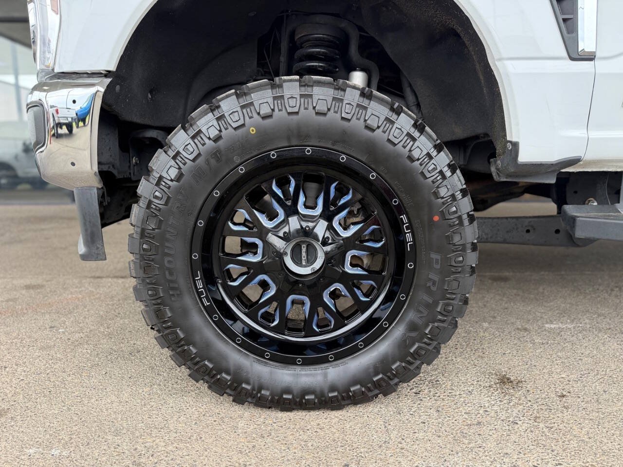 Used 2024 Ford F350 Lariat AWD/4WD image 18