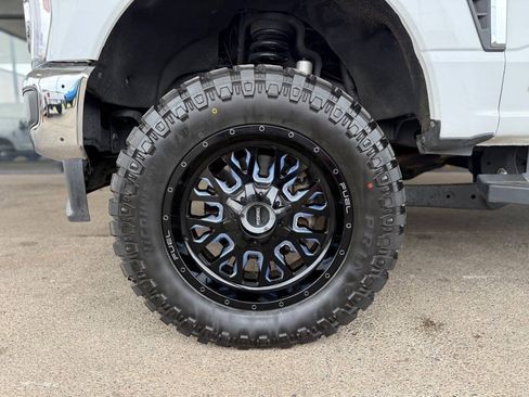 Used 2024 Ford F350 Lariat AWD/4WD image 18