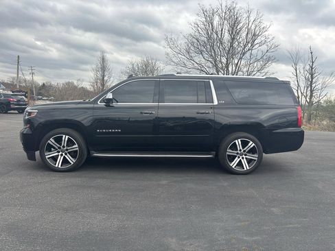 Used 2015 Chevrolet Suburban LTZ image 3