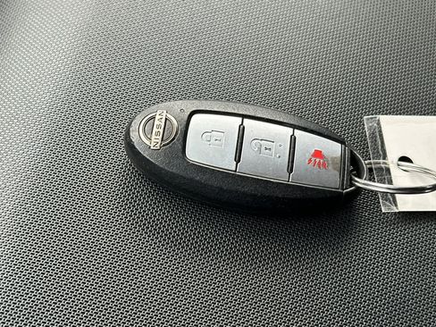 Certified 2023 Nissan Frontier S image 24