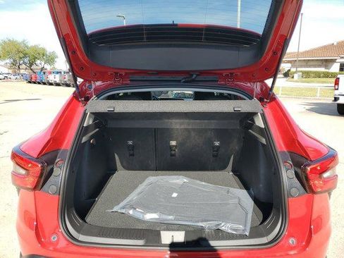 New 2026 Chevrolet Trax LT w/ Driver Confidence Package image 13