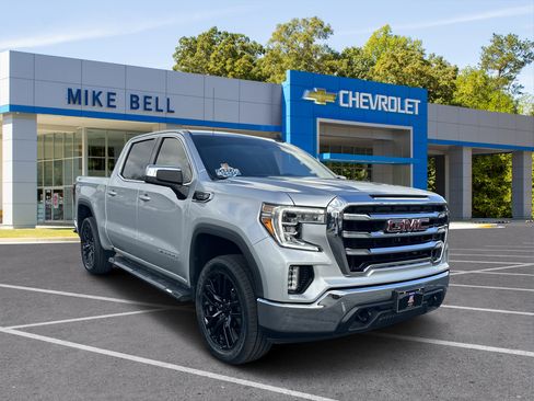 Used 2021 GMC Sierra 1500 SLE image 1