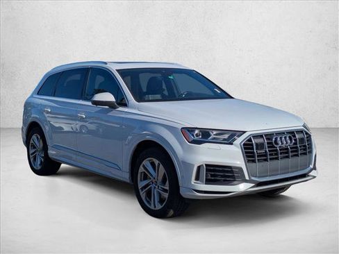 Used 2021 Audi Q7 3.0T Premium Plus w/ Executive Package image 3