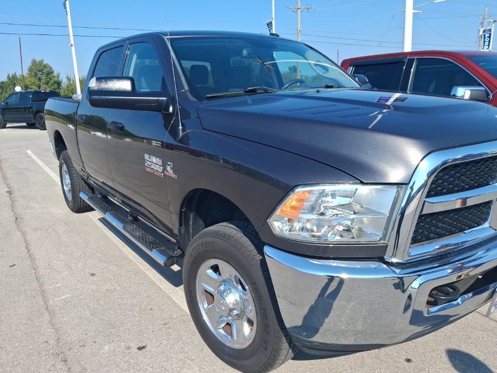 Used 2016 RAM 2500 Tradesman w/ Chrome Appearance Group AWD/4WD image 3