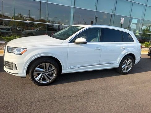 Used 2023 Audi Q7 2.0T Premium Plus w/ Premium Plus Package AWD/4WD image 23