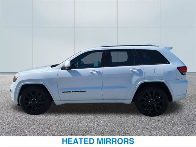 Used 2018 Jeep Grand Cherokee Altitude RWD image 10