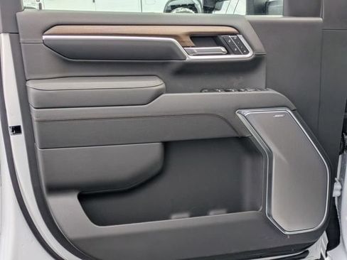 New 2026 Chevrolet Silverado 3500 High Country w/ High Country Premium Package AWD/4WD image 14