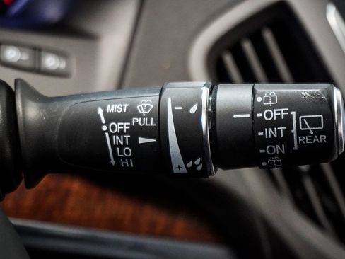 Used 2020 Acura MDX FWD image 34