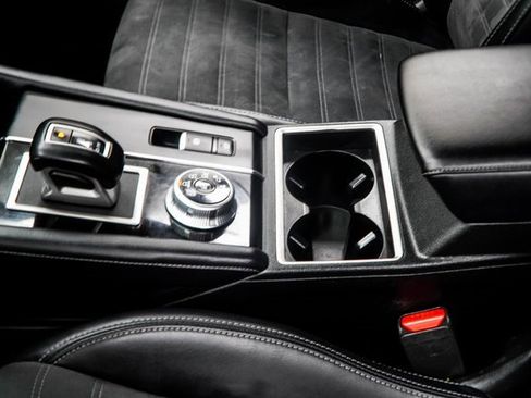 Used 2024 Mitsubishi Outlander SE image 18