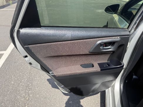Used 2018 Toyota Corolla iM w/ Carpet Mat Package (TMS) FWD image 14