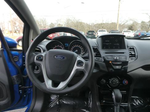 Used 2019 Ford Fiesta SE w/ Equipment Group 201A image 14