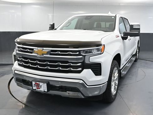 Used 2023 Chevrolet Silverado 1500 LTZ w/ LTZ Premium Package image 13