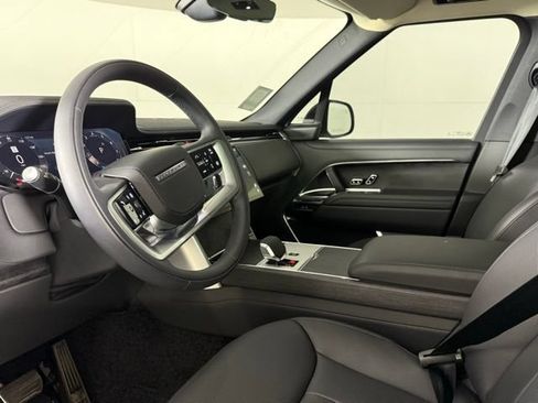 New 2025 Land Rover Range Rover SE AWD/4WD image 16