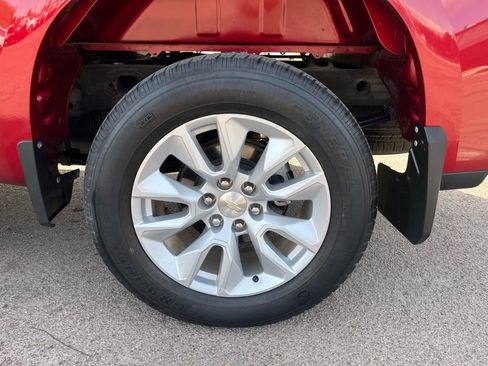 Used 2020 Chevrolet Silverado 1500 Custom w/ Custom Value Package image 11