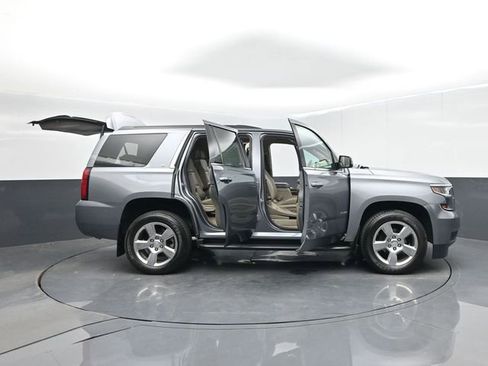 Used 2020 Chevrolet Tahoe LT w/ Luxury Package RWD image 71