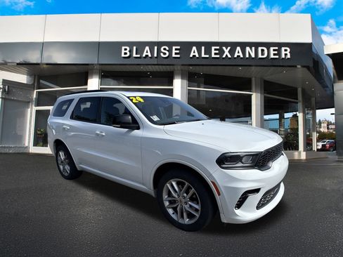 Used 2024 Dodge Durango GT image 1