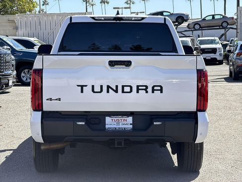 Used 2024 Toyota Tundra Limited AWD/4WD image 6
