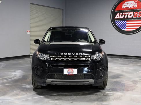 Used 2017 Land Rover Discovery Sport SE AWD/4WD image 2