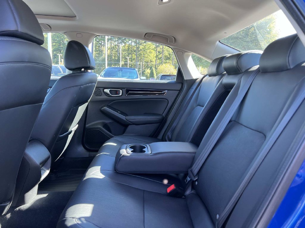 Used 2022 Honda Civic Touring image 13