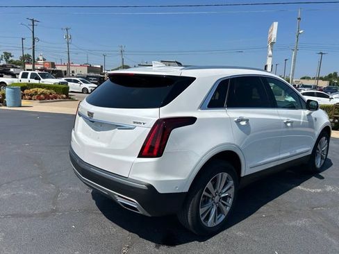Certified 2023 Cadillac XT5 Premium Luxury w/ Technology Package AWD/4WD image 6