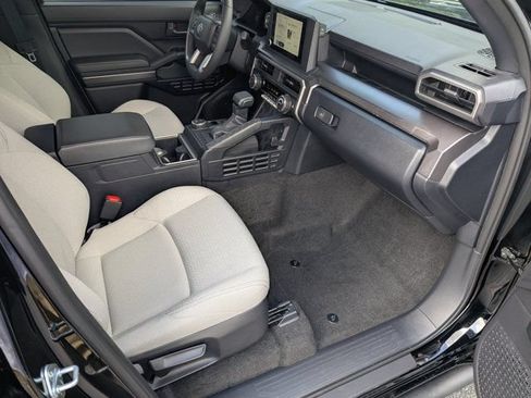 Used 2026 Toyota 4Runner SR5 RWD image 12