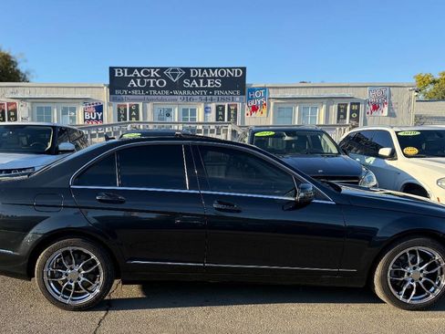 Used 2013 Mercedes-Benz C 250 Sedan image 7