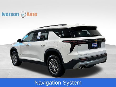 Used 2026 Chevrolet Traverse LT AWD/4WD image 7
