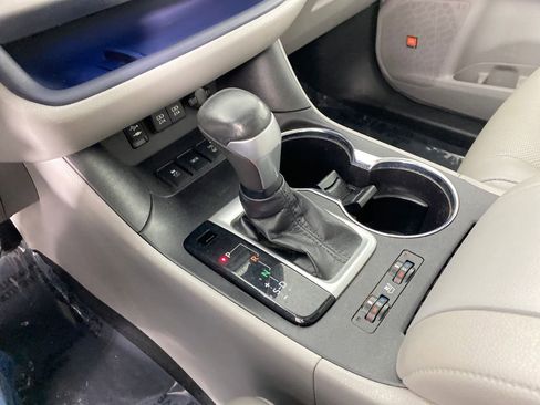 Certified 2019 Toyota Highlander Limited image 24