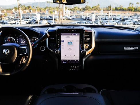 Used 2024 RAM 2500 Laramie image 15